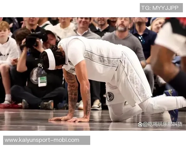 浓眉在训练营增重13斤展现更强壮体态引发球迷热议